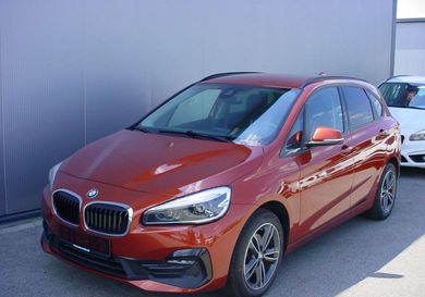 BMW 216, 2019