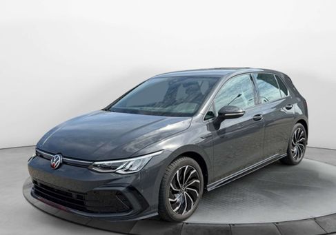 Volkswagen Golf, 2024