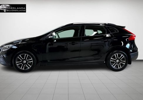 Volvo V40 Cross Country, 2018 3