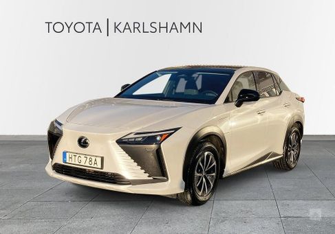 Lexus, 2023