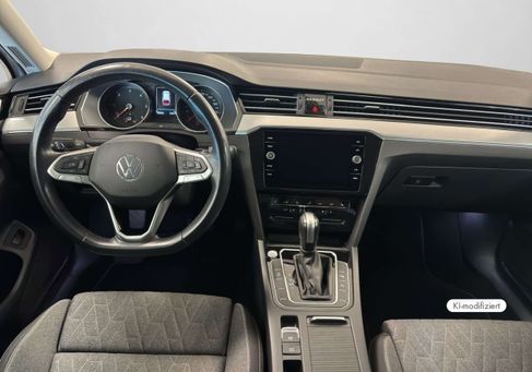 Volkswagen Passat Variant, 2023 3
