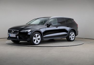 Volvo V60 Cross Country, 2021