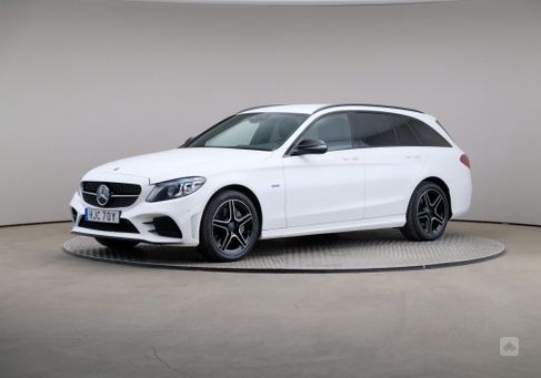 Mercedes-Benz C 300, 2021