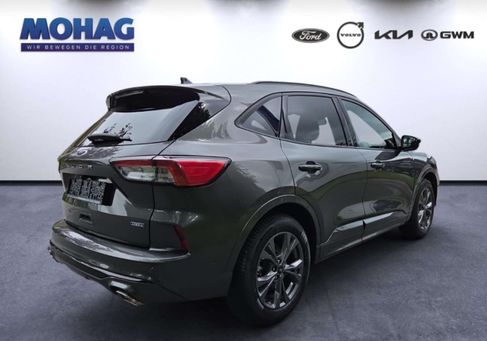 Ford Kuga, 2022