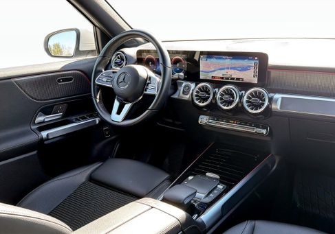 Mercedes-Benz EQB, 2022