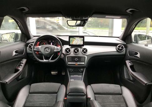 Mercedes-Benz GLA 220, 2018