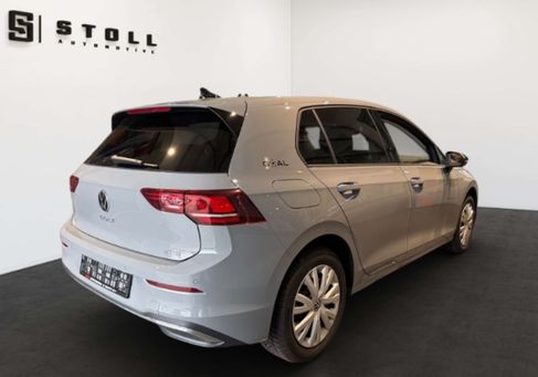 Volkswagen Golf, 2025