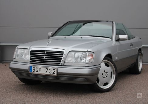 Mercedes-Benz E 200, 1996