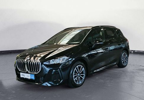 BMW 220, 2025 2