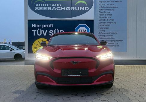 Ford Mustang Mach-E, 2022