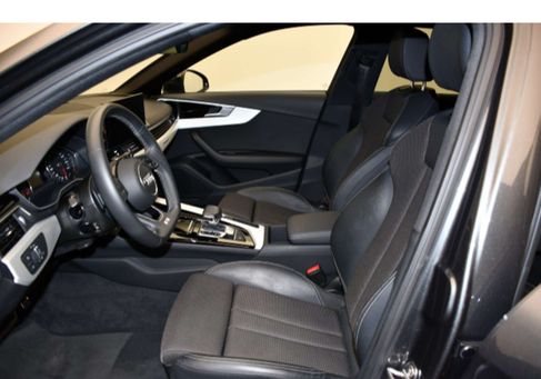Audi A4, 2023