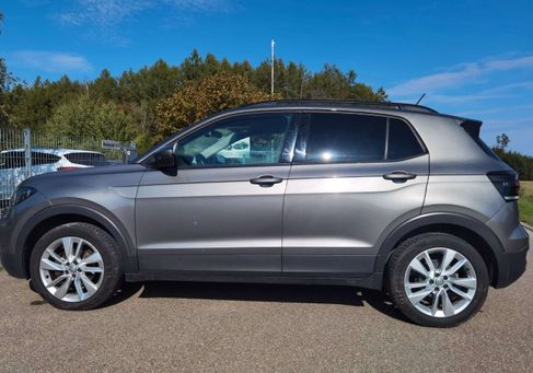 Volkswagen T-Cross, 2019