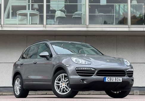 Porsche Cayenne, 2012