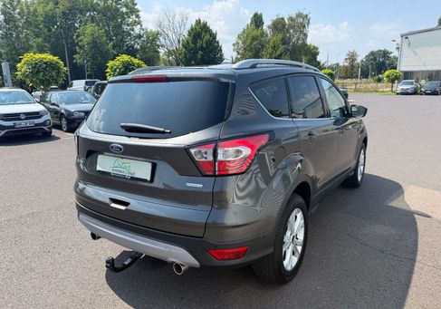 Ford Kuga, 2019