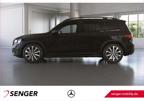 Mercedes-Benz GLB 180, 2023