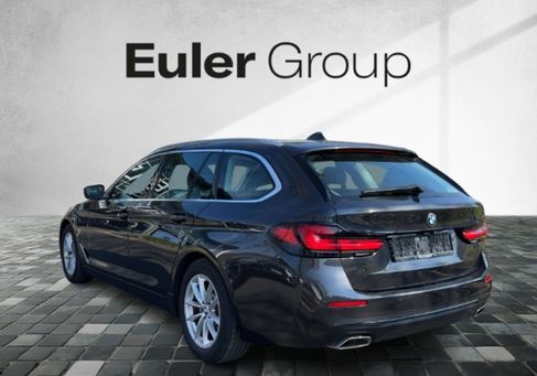 BMW 520, 2021
