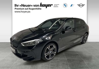 BMW 118, 2022
