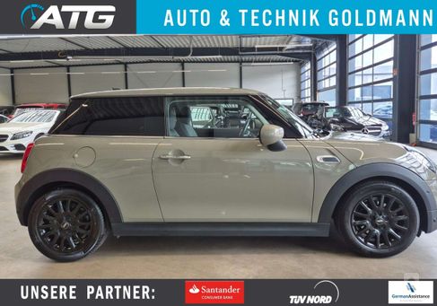 MINI ONE, 2019