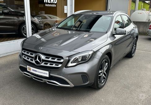 Mercedes-Benz GLA 180, 2019