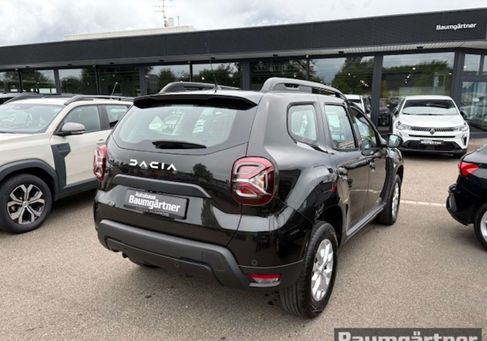 Dacia Duster, 2024 3