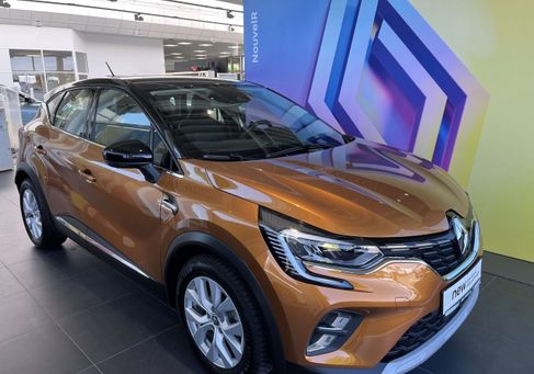 Renault Captur, 2021 3