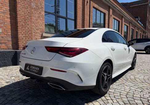 Mercedes-Benz CLA 200, 2022