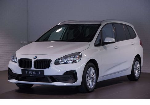 BMW 218, 2019 3