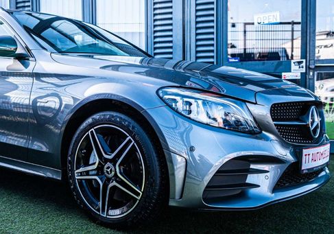 Mercedes-Benz C 300, 2020