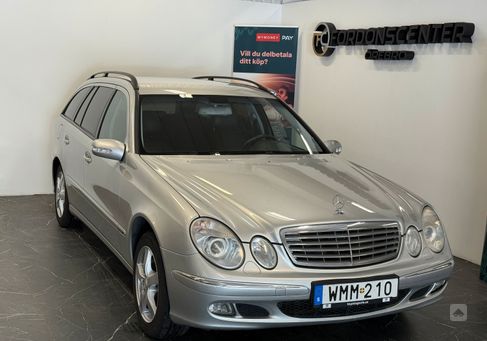 Mercedes-Benz E 320, 2005