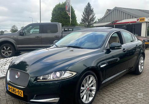 Jaguar XF, 2013