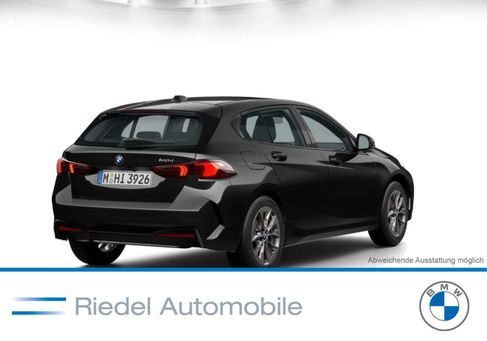 BMW 120, 2025