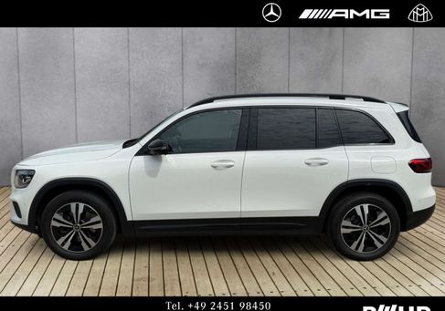Mercedes-Benz GLB 200, 2021