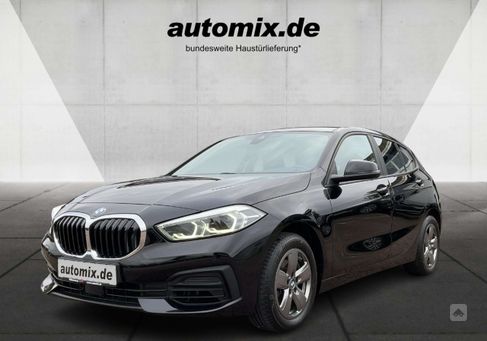 BMW 118, 2021