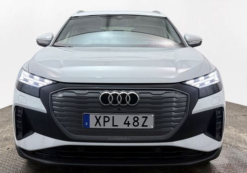 Audi Q4, 2023