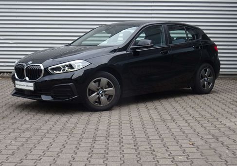 BMW 118, 2023