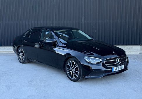 Mercedes-Benz E 220, 2022