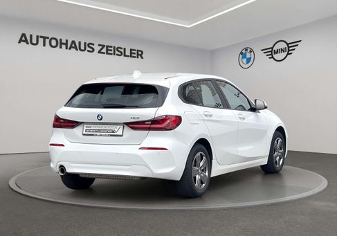 BMW 118, 2022