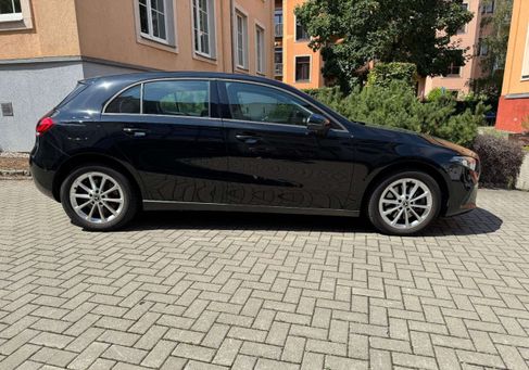 Mercedes-Benz A 250, 2021
