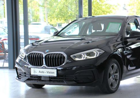 BMW 118, 2023 3