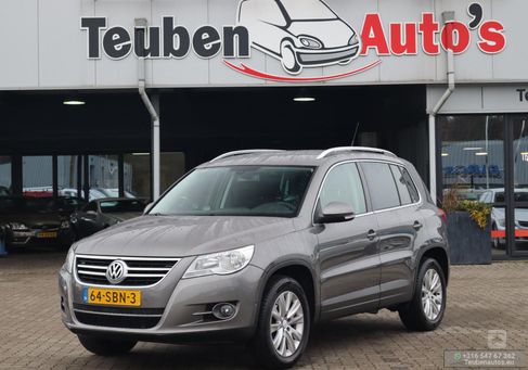 Volkswagen Tiguan, 2011