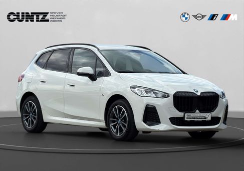 BMW 225, 2023