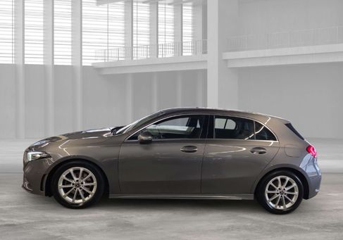 Mercedes-Benz A 200, 2021