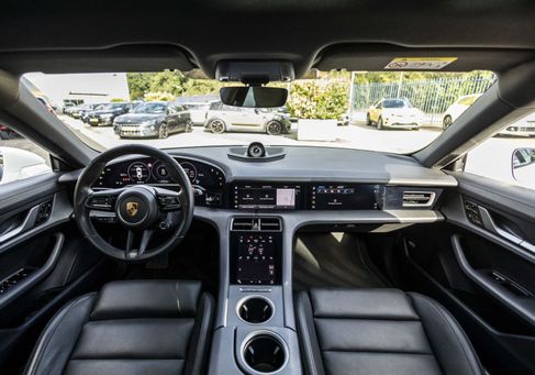 Porsche Taycan, 2020 2