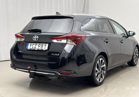 Toyota Auris Touring Sports, 2016