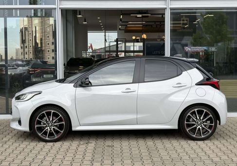 Toyota Yaris, 2023