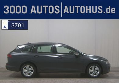 Volkswagen Golf, 2023