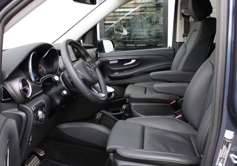 Mercedes-Benz V 250, 2024