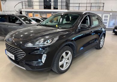 Ford Kuga, 2021