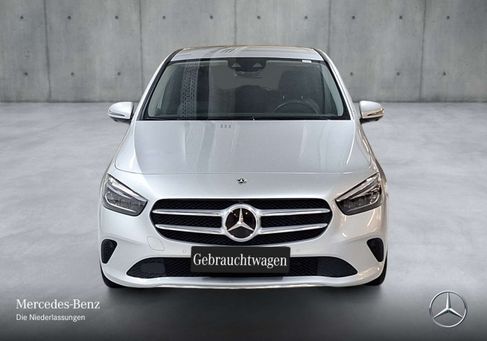 Mercedes-Benz B 200, 2022