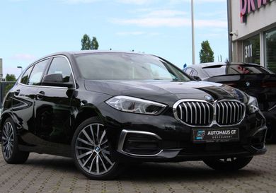BMW 120, 2022